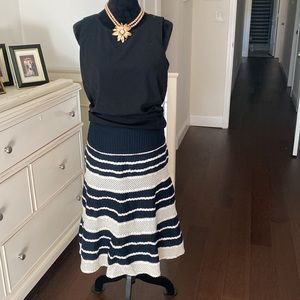 Fun summer Nanette Lepore lace detail midi skirt. Size 6